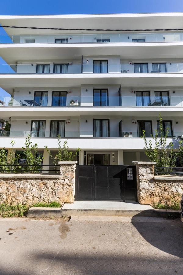 Varkiza Luxury Suites By Raise Vari  Exterior photo