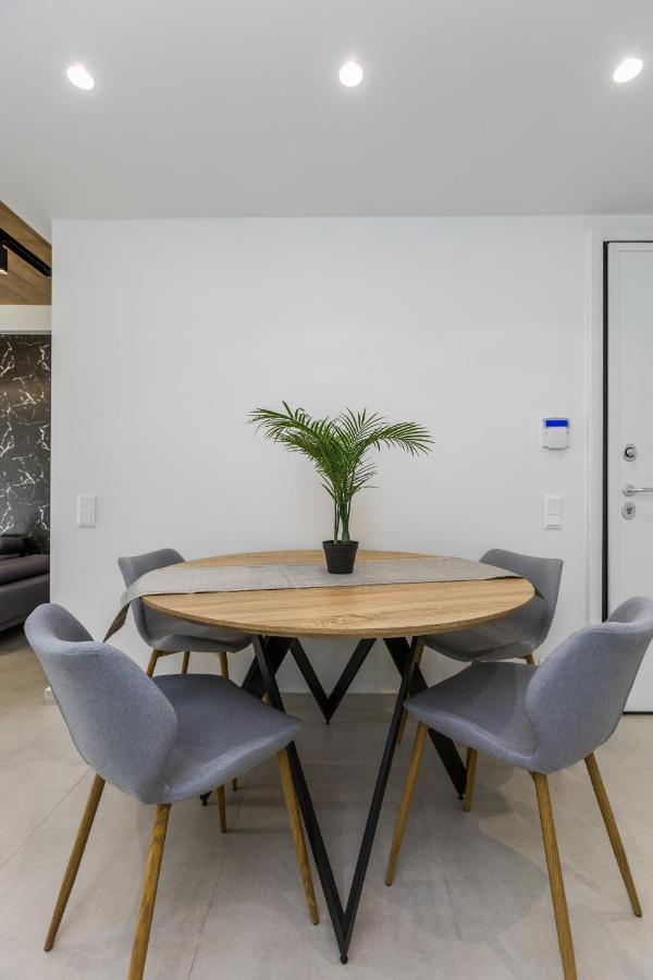 Varkiza Luxury Suites By Raise Vari  Exterior photo