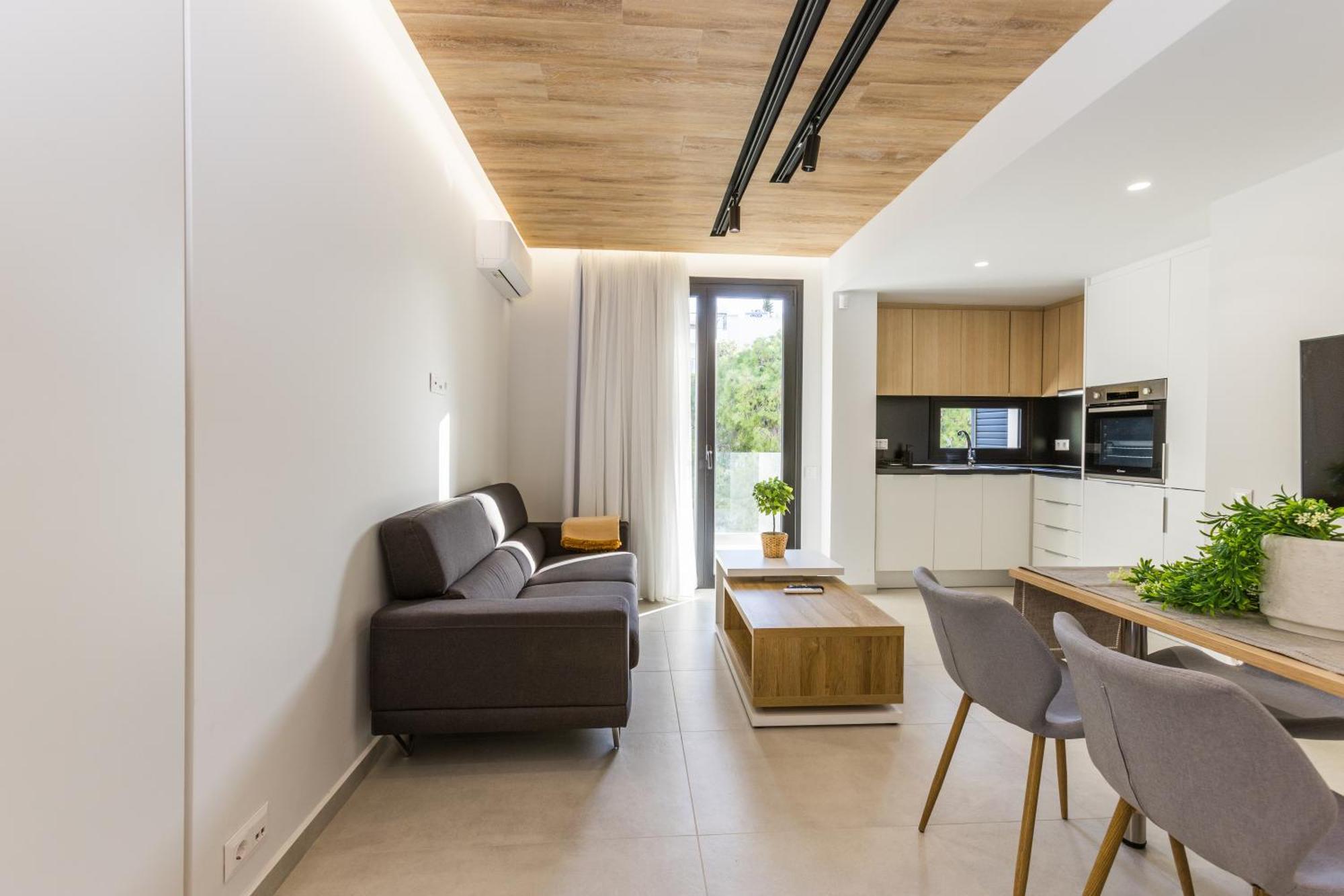 Varkiza Luxury Suites By Raise Vari  Exterior photo